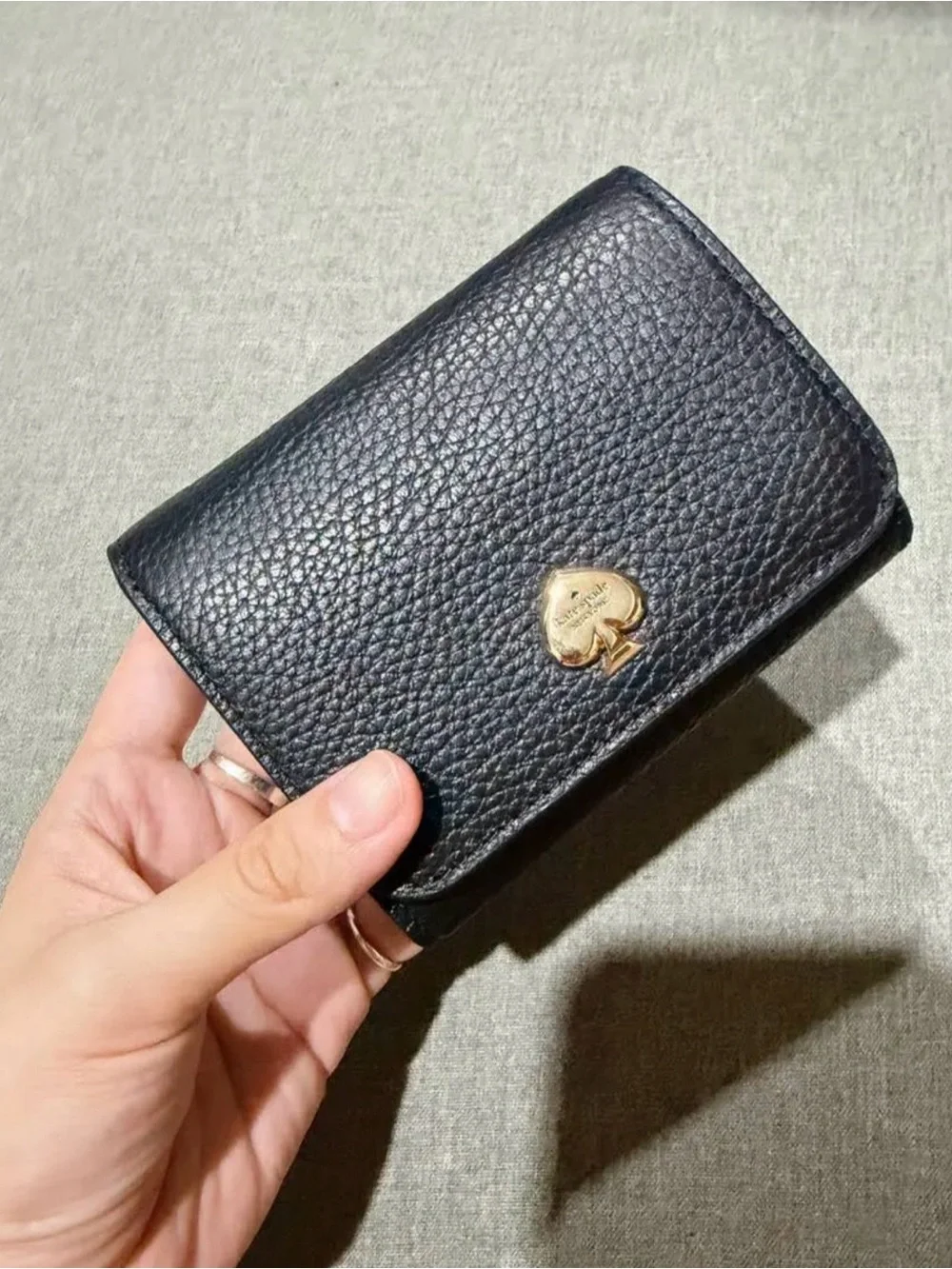 kate spade ~ Kayla Pebbled Leather Small L- zip Wallet - Picture 1 of 2